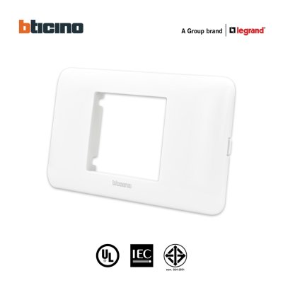 BTicino หน้ากากฝาครอบ ขนาด 1.5 ช่อง สีขาว Cover Plate 1.5 Module White รุ่น Magic Advance | M903/23P