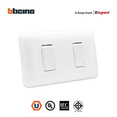 BTicino ชุดสวิตช์ทางเดียว 2 ตัว พร้อมฝาครอบ สีขาว รุ่น Magic Advance