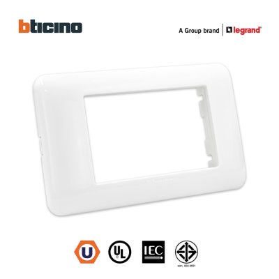 BTicino หน้ากากฝาครอบ ขนาด 3 ช่อง สีขาว Cover Plate 3 Module White รุ่น Magic Advance | M903/30P