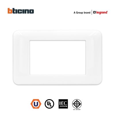 BTicino หน้ากากฝาครอบ ขนาด 3 ช่อง สีขาว Cover Plate 3 Module White รุ่น Magic Advance | M903/30P