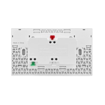 Schneider Electric ชุดเต้ารับคู่ 3 ขา มีม่านนิรภัยและสวิตช์ควบคุม ประกอบสำเร็จรูป | สีดำ | AvatarOn A | M3T_SIS_BK