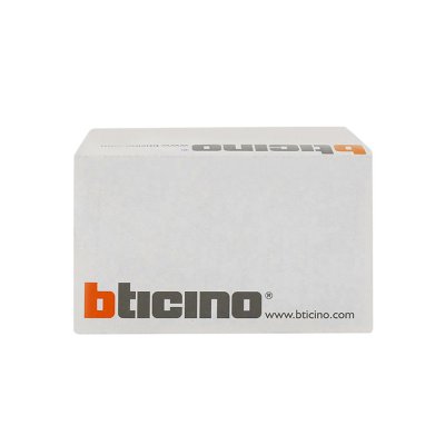 BTicino เมนเบรกเกอร์ สำหรับตู้โหลดเซ็นเตอร์ Easytiker E125 Thermal Magnetic (MCCB) 3P 100A 10kA,415V|T6013/100|Ucanbuys