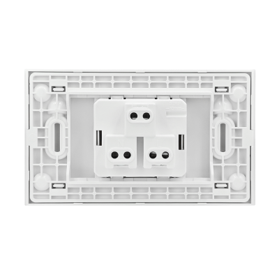 BTicino ชุดเต้ารับเดี่ยว 3 ขา มีม่านนิรภัย สีขาว Simplex Socket 2P+E 16A 250V with Safety Shutter รุ่น Bamboo