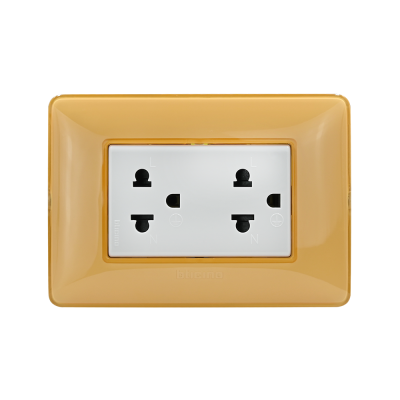 BTicino ชุดเต้ารับคู่มีกราวด์ 3ขา มีม่านนิรภัย พร้อมฝาครอบ 3ช่อง สีเหลือง มาติกซ์ |Matix |AM5025DWT+AM4803CAB