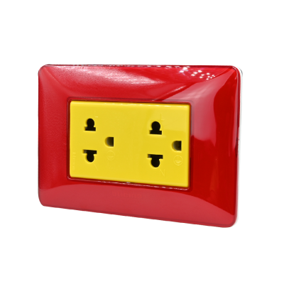 BTicino ชุดเต้ารับคู่มีกราวด์ 3ขา มีม่านนิรภัย พร้อมฝาครอบ 3ช่อง  สีแดง | Matix | AM5025DY+AM4803CRD