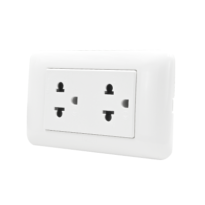 BTicino ชุดเต้ารับไฟฟ้าคู่ 3 ขามีกราวด์+หน้ากากฝาครอบ สีขาว บิทิชิโน่ รุ่น Magic Advance รหัส M9025G+M903/30P