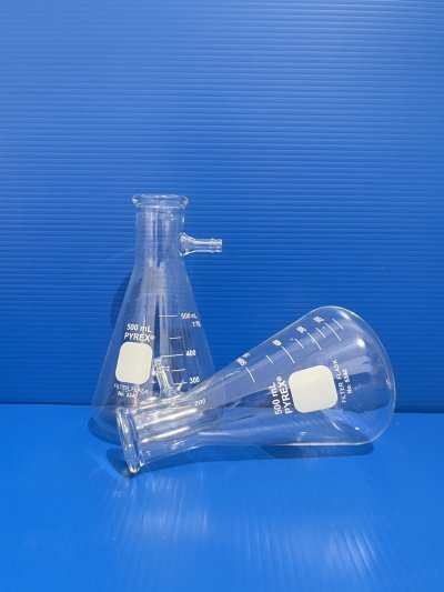 Filtering flask(Suction Flask) size 500 ml.,