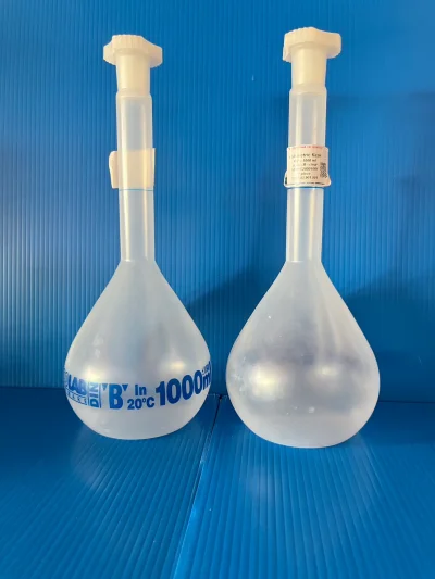 Volumetric flask, PP, size 1000 ml., "Isolab"