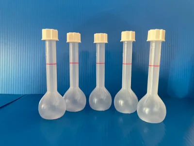 Volumetric flask PP with stopper 50 ml., "Vitlab"