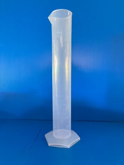 Cylinder plastic size 1000 ml., "Polylab"