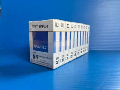 pH paper MR range 5.4-7.0, "Advantec"