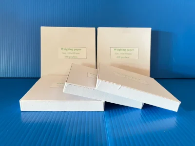 Weighing paper, 100x100 mm., 450/Box, "Whiteman"