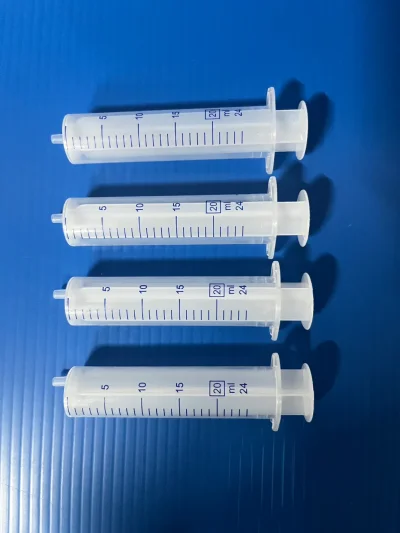 Syring plastic Luer tip 20 ml,100/pk,(ไซริ้ง พลาสติก)