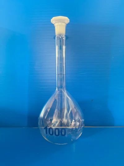 Volumetric flask ,PE stopper ,A,1000 ml.,"Favorit"