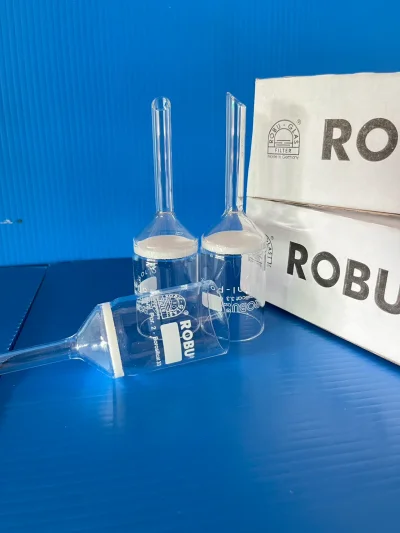 Filter funnel, Porosity 2, capc. 50 ml., "Robu"