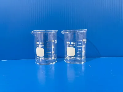 Beaker glass ,size 100 ml. "Pyrex"