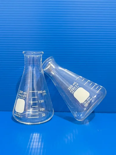 Erlenmeyer flask, size 250 ml., "Pyrex"