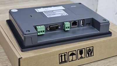 จอ Samkoon Model : SK-070QS-G ขนาด 7 นิ้ว ใช้ไฟ 24Vdc มี Port 232/485 มา1port  Prot RS485 แยกออกมา1port internet LAN TCP 1พอร์ต USB-A USB-try C มาอย่างละ1พอร์ต์