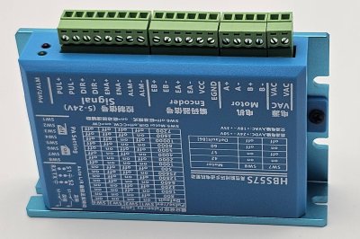 Closed-Loop Stepper Motor แรงบิด 2.2N.m (Nema23) เพลาขนาด 8mm.  ตัวมอเตอร์มี Encoder ในตัวทำให้มีความแม่นยำสูง