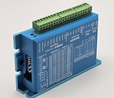 Closed-Loop Stepper Motor แรงบิด 2.2N.m (Nema23) เพลาขนาด 8mm.  ตัวมอเตอร์มี Encoder ในตัวทำให้มีความแม่นยำสูง