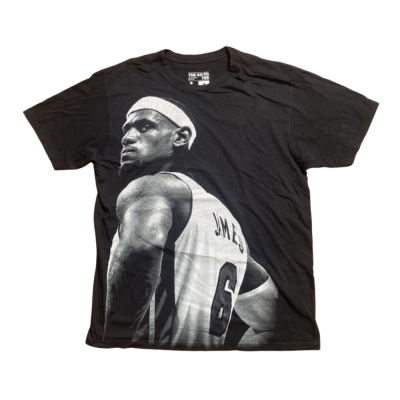 Cleveland Cavaliers   Lebron James second-hand Size L
