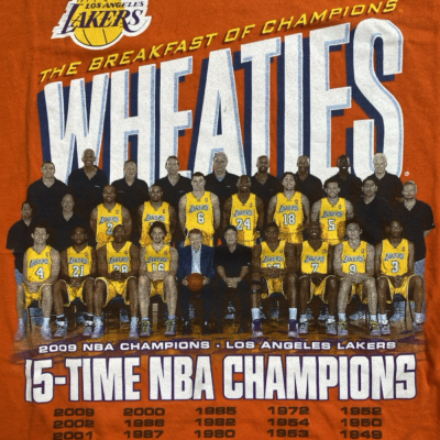 Los Angeles Lakers T-Shirt   Size XL