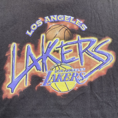 Lakers T-Shirt Vintage Size LARGE