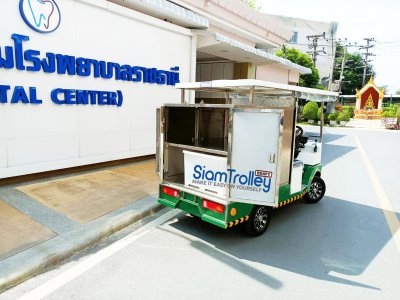 รถขับเคลื่อนไฟฟ้าชนิดนั่งขับแบบ 2 ที่นั่งพร้อมตู้สแตนเลสทึบ รุ่นพวงมาลัย