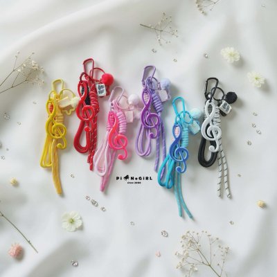 พวงกุญแจเชือกแต่งกุญแจซอลและจี้โน้ตเพลง มี 6 สี