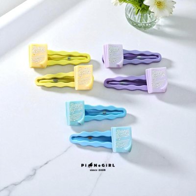 (ราคาต่อคู่) กิ๊บติดผมโน้ตเพลงสีสันสดใส มี 3 สี