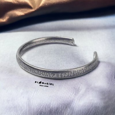 กำไลข้อมือโน้ตเพลง มี 2 สี
