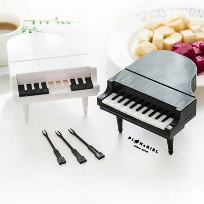 ส้อมจิ้มขนมเปียโน มี 2 สี