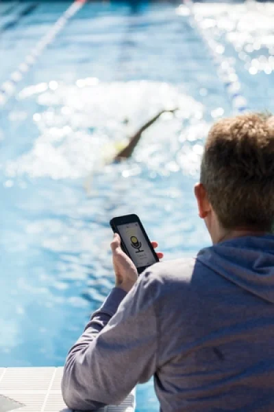 SWIM COACH COMMUNICATOR