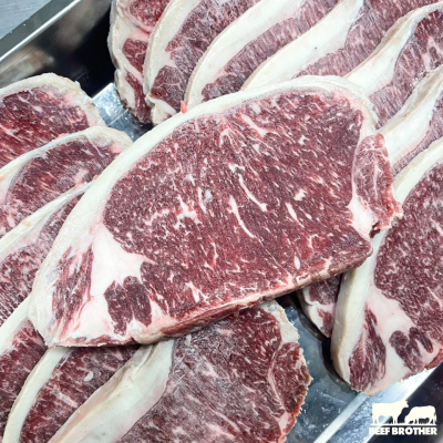 เนื้อสันนอก พรีเมียม ไทยวากิว (Premium Thai Wagyu Striploin MBS 5+ 250 g.)