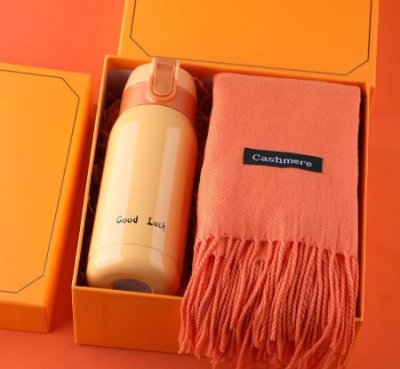 Boxset กระบอกน้ำ+ผ้าพันคอ