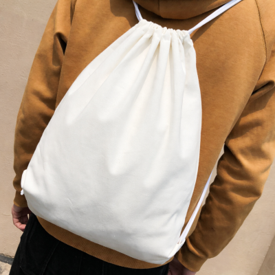 กระเป๋าสะพายหลัง