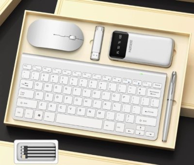 Boxset คีย์บอร์ด+เมาส์+fashdrive+powerbank+ปากกา
