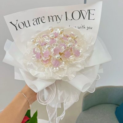 ช่อดอกไม้ แบบ 21 ดอก (สกรีนตรงกระดาษที่ห่อ)