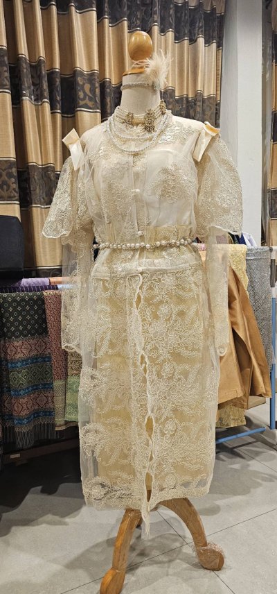 สมใจเช่าชุดไทย