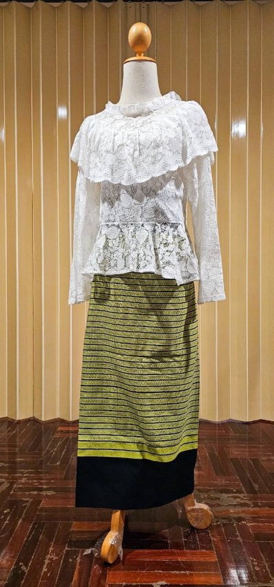 สมใจเช่าชุดไทย