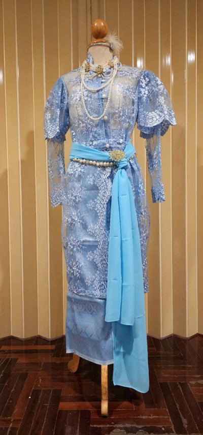 สมใจเช่าชุดไทย