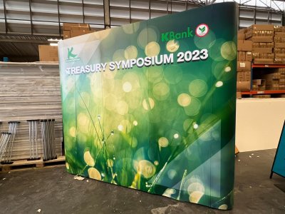 Backdrop  หน้าตรง ด้านข้างโค้ง