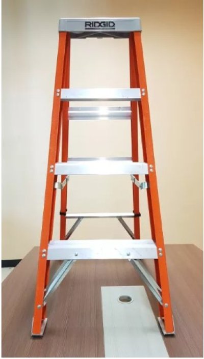 บันไดไฟเบอร์กลาสทรง A ขึ้น-ลง 2 ทาง (RIDGID) คลิกดูขนาดอื่นๆ