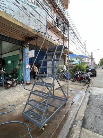 LD8บันไดติดล้อบันไดหยิบสินค้าสูง2.25เมตร 8ขั้น