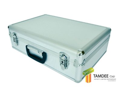 โบว์ชัวร์สแตนด์ฟันปลาพับเก็บได้ พร้อมกระเป๋าอลูมิเนียม