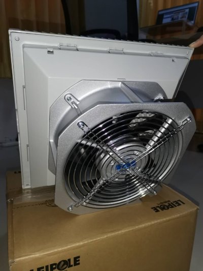Exhaust fan with filter