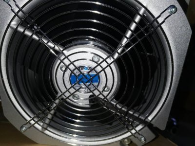 Exhaust fan with filter