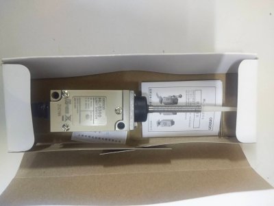 Limit switch "HL-5300" 250VAC  Omron