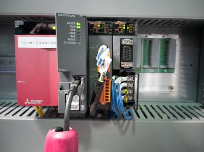 งานบริการติดตั้ง PLC แบรนด์ MITSUBISHI และเขียนโปรแกรมการเชื่อมต่อ RS-485 และ MODBUS