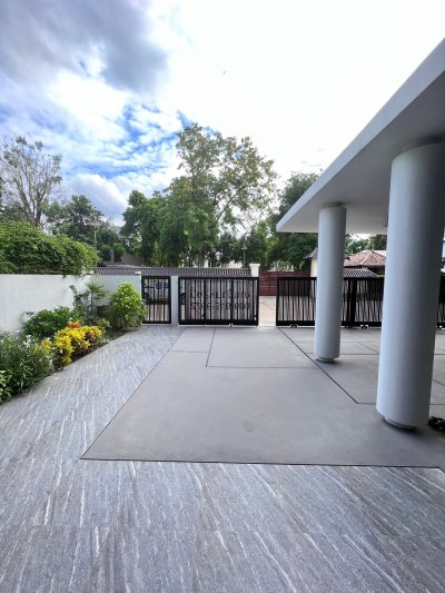 บ้านเดี่ยว : สาริน ปาร์ค บ้านเดี่ยว : สาริน ปาร์ค